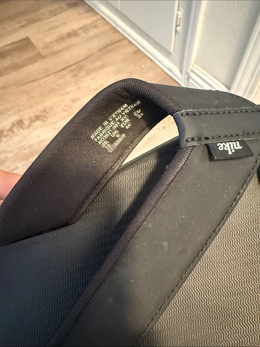 Men Bags Subcategory Identification